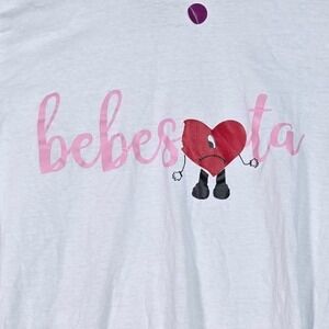 Make Market Graphic Tee Women Medium White Bebesota Bad Bunny Heart Shirt